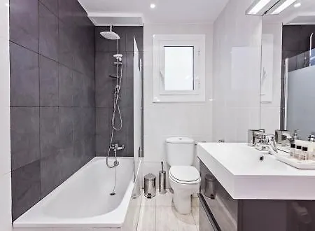 Sweett - Diagonal - Francesc Macia Apartment
